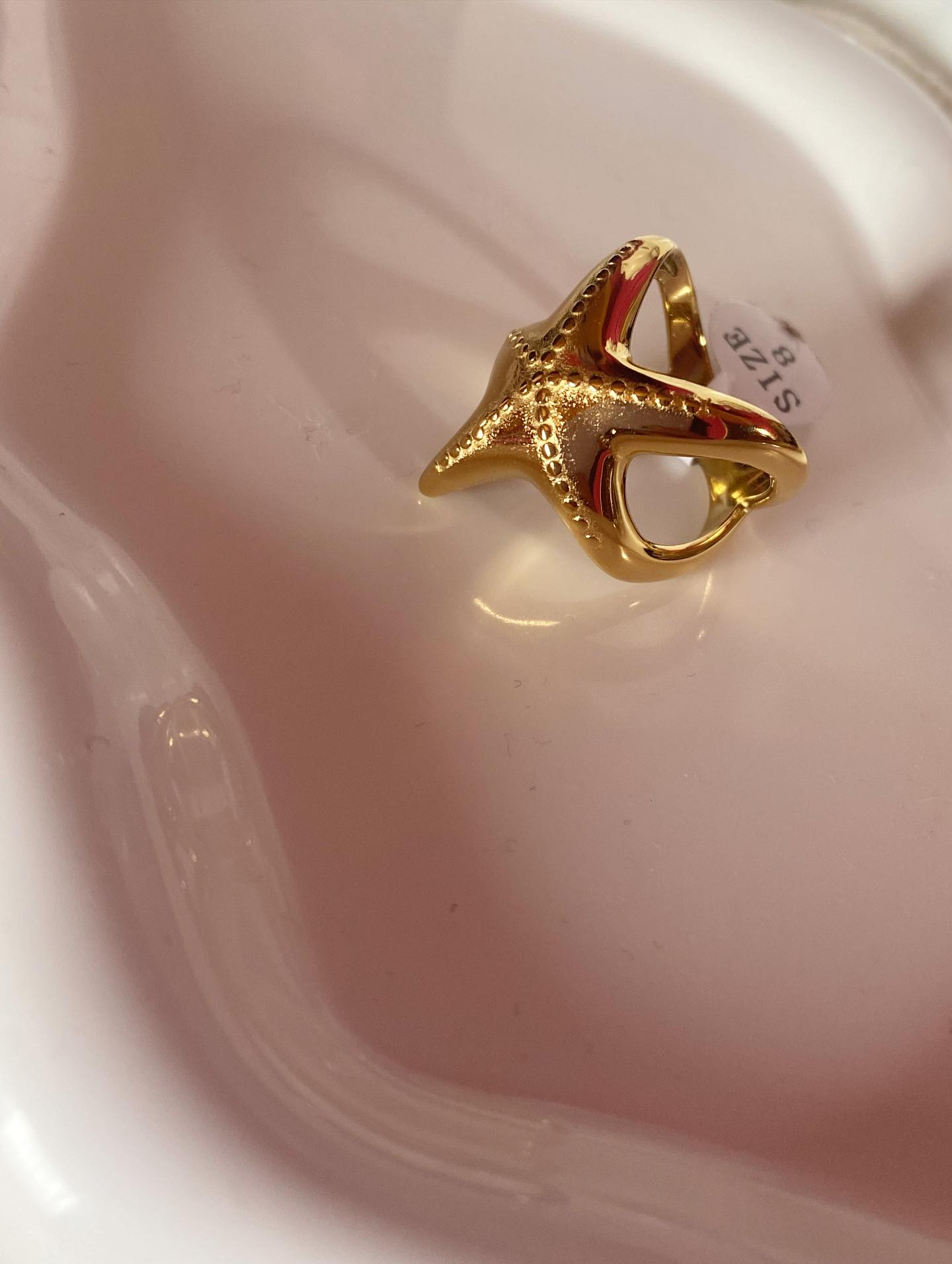 Anillo dorado estrella